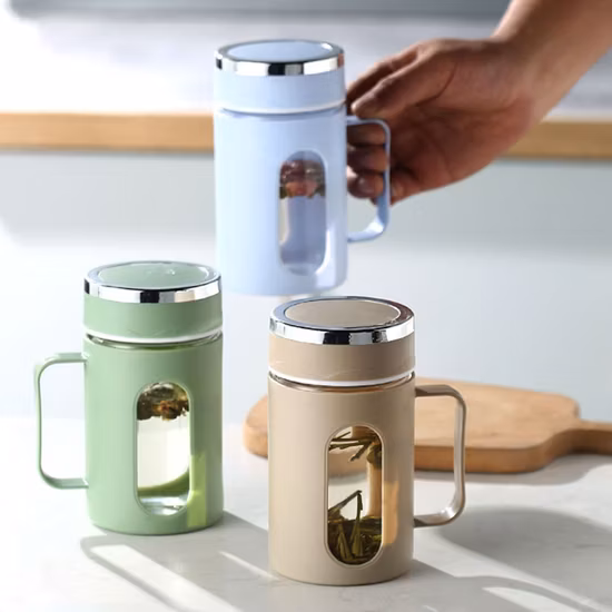 Fashion Home Use Different Size High Borosilicate Glass Measuring Cup with Lid